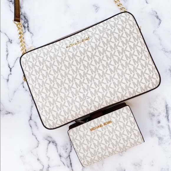 S⬇️👜💕- Michael Kors Crossbody &Wallet SET - Picture 2 of 8